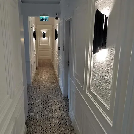 Efzen Hotell