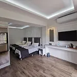 Efzen Hotel